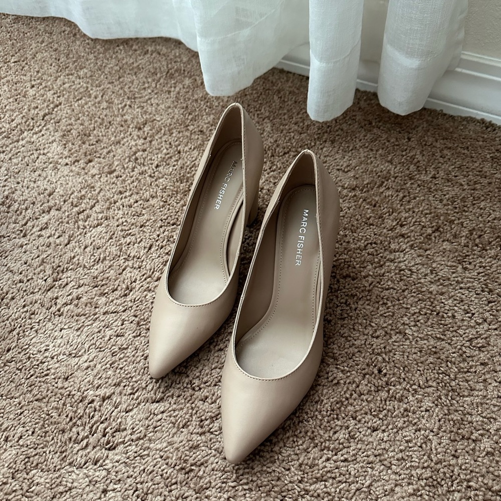Marc Fisher pumps (size 8)
